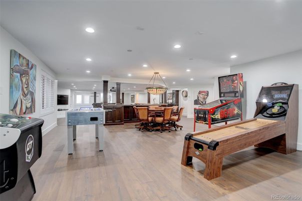 Dining room, Game Room, Interior, Kitchen, Pendant Lights, Recessed Lighting, Wood Texture Flooring