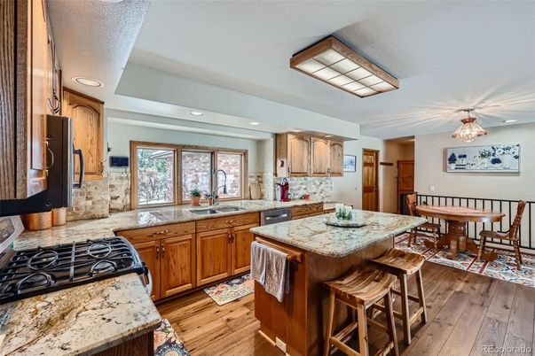 Dining room, Interior, Kitchen, Recessed Lighting, Wood Texture Flooring