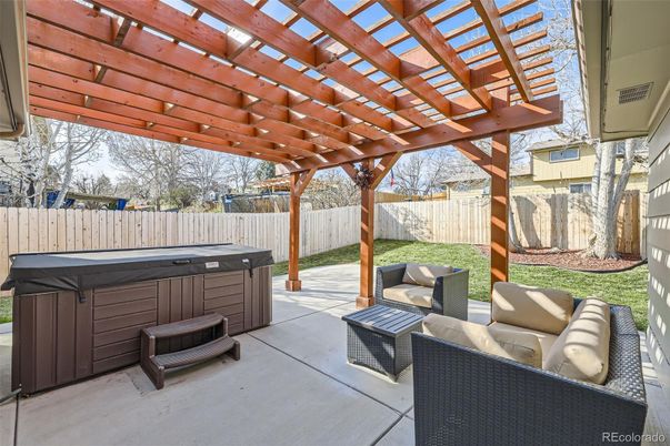 Exterior, Hot Tub