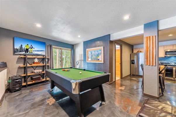 Billiard Table, Game Room, Interior, Recessed Lighting