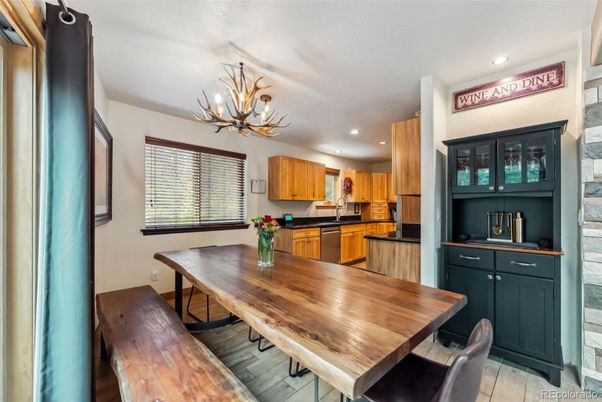 Dining room, Interior, Kitchen, Recessed Lighting