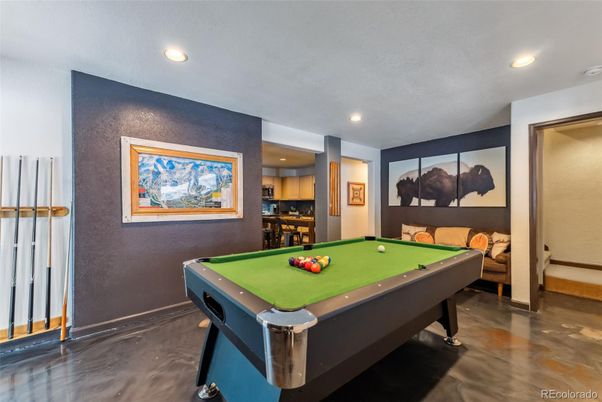 Billiard Table, Game Room, Interior, Recessed Lighting