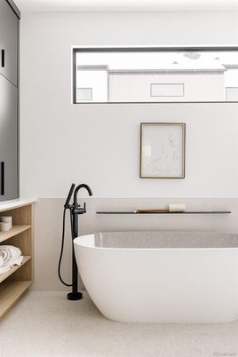 Bathroom, Free Standing Baths, Interior