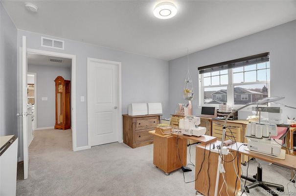 Home Office, Interior