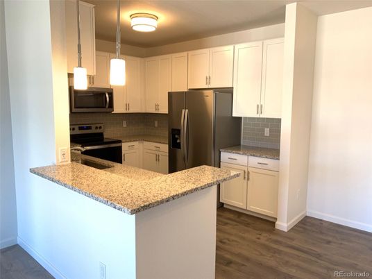 Interior, Kitchen, Pendant Lights, Wood Texture Flooring