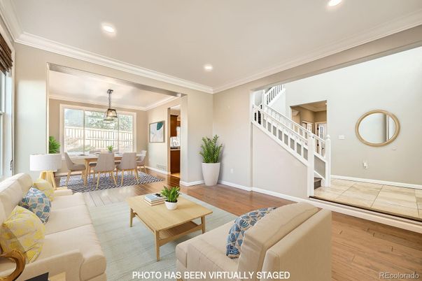 Dining room, Interior, Living room, Pendant Lights, Recessed Lighting, Wood Texture Flooring