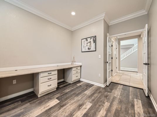 Interior, Recessed Lighting, Wood Texture Flooring