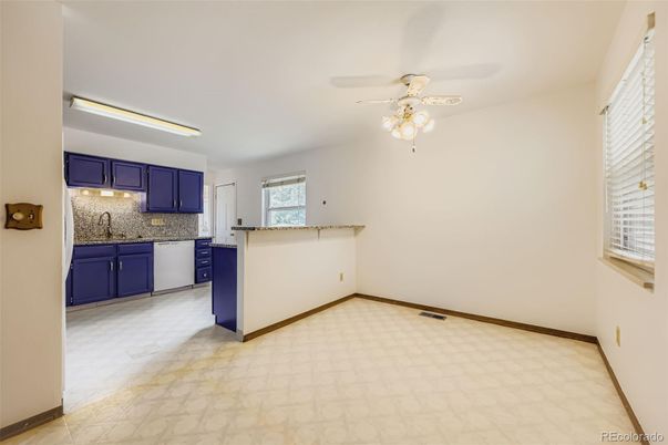 Empty room, Interior, Kitchen
