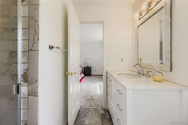 Bathroom, Dual Sink Vanities, Interior