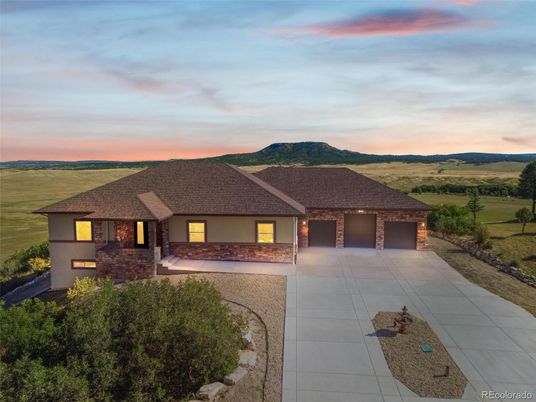 Attached, Exterior, Facade, Brick Facade, Ranch