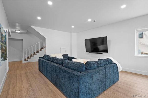 Interior, Living room, Recessed Lighting, Wood Texture Flooring