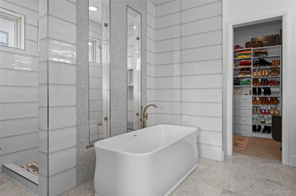 Bathroom, Free Standing Baths, Interior, Marble
