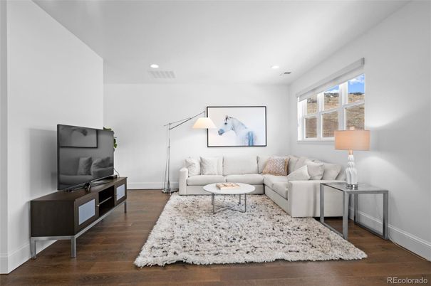 Interior, Living room, Recessed Lighting, Wood Texture Flooring