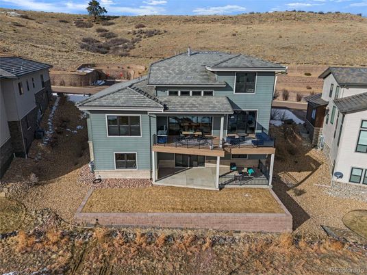 Exterior, Drone