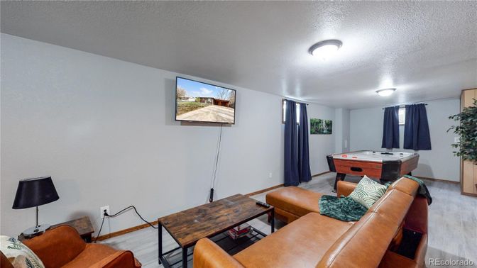 Game Room, Interior, Living room, Wood Texture Flooring
