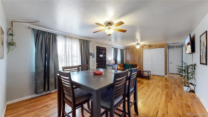 Dining room, Interior, Wood Texture Flooring