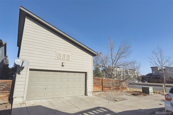 Detached Garage, Exterior
