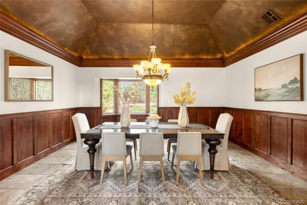 Chandelier, Dining room, Interior