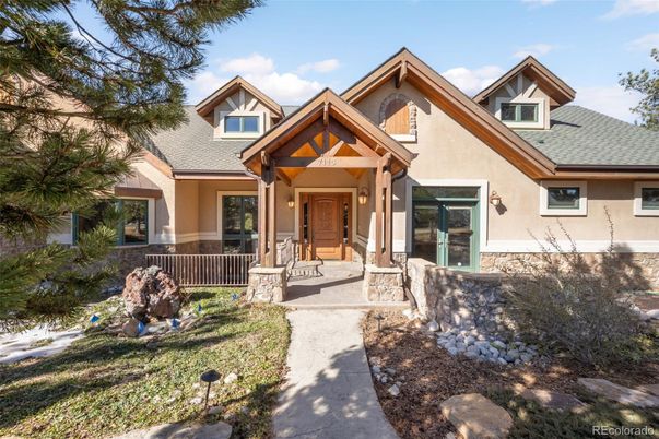 Exterior, Facade, American Craftsman