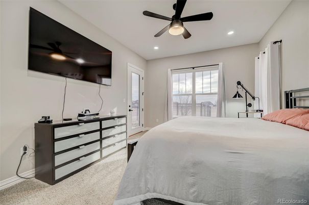Bedroom, Interior, Recessed Lighting