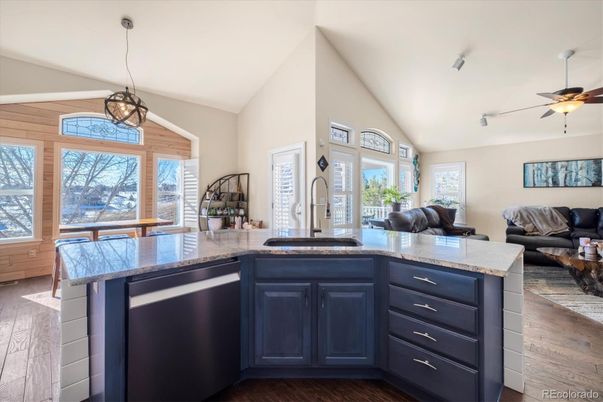 Interior, Kitchen, Pendant Lights, Wood Texture Flooring