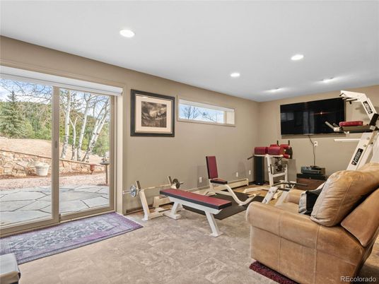 Fitness Equipment, Game Room, Interior, Living room, Recessed Lighting