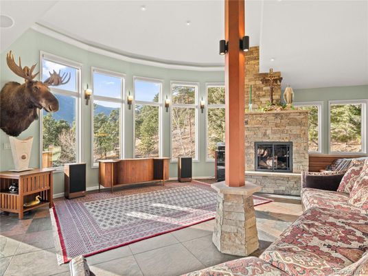 Fireplace, Interior, Recessed Lighting