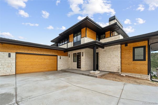 Attached, Exterior, Facade, Brick Facade, Modern