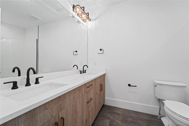 Bathroom, Dual Sink Vanities, Interior