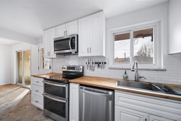 Interior, Kitchen, Stainless Steel Appliances, Wood Texture Flooring