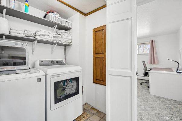 Interior, Washer