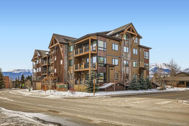 Exterior, Facade, Condo Building