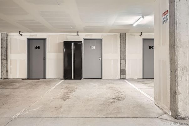 Elevator, Interior