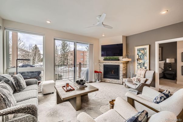Fireplace, Interior, Living room, Recessed Lighting