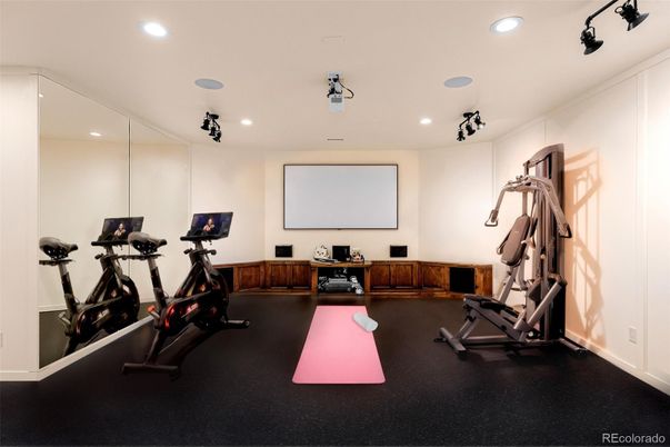 Fitness Equipment, Interior, Projection Screen, Recessed Lighting