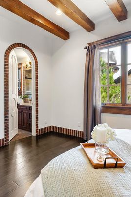 Interior, Recessed Lighting, Wooden Beams, Wood Texture Flooring