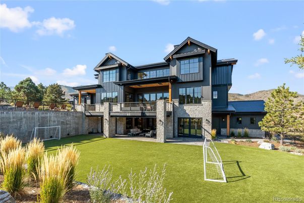 Backyard, Exterior, Facade, Farmhouse