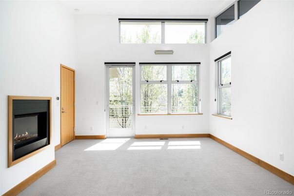 Empty room, Fireplace, Interior