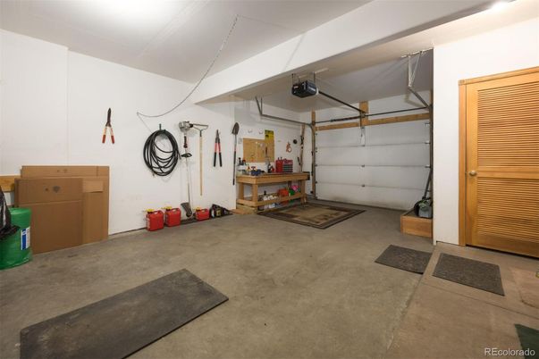 Garage, Interior