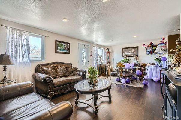 Dining room, Interior, Living room, Recessed Lighting, Wood Texture Flooring