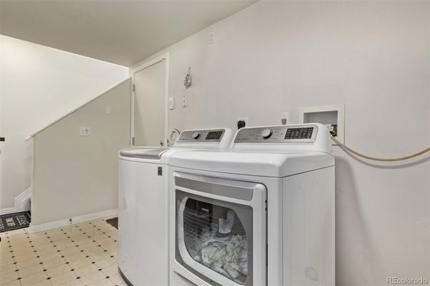 Interior, Washer