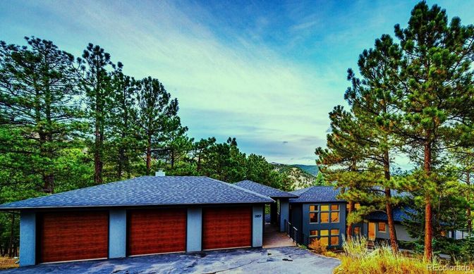 Detached Garage, Exterior