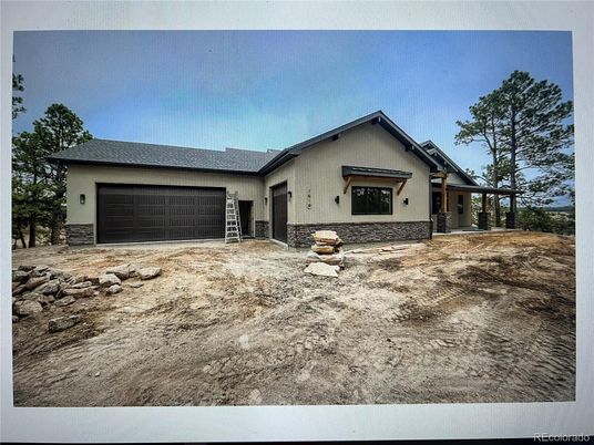 Attached, Exterior, Facade, Farmhouse