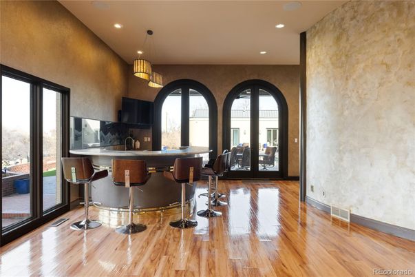 Interior, Pendant Lights, Recessed Lighting, Wood Texture Flooring