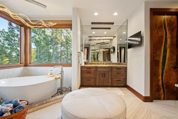 Bathroom, Free Standing Baths, Interior, Recessed Lighting