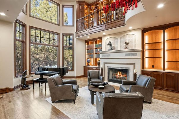 Fireplace, Interior, Living room, Piano, Recessed Lighting, Wood Texture Flooring