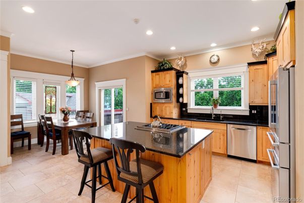 Dining room, Interior, Kitchen, Pendant Lights, Recessed Lighting, Stainless Steel Appliances
