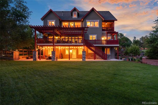 Backyard, Exterior, Facade, Log Home