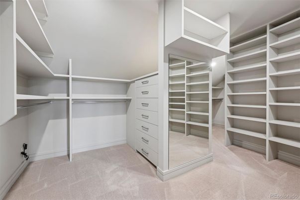 Interior, Walk-in Closets