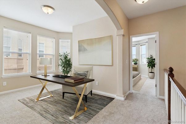 Home Office, Interior